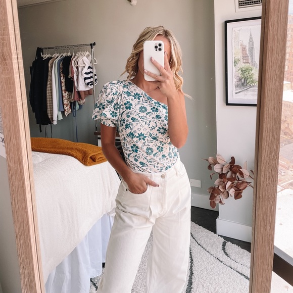Free People Tops - Free People Blue Floral One Shoulder Bodysuit!!
